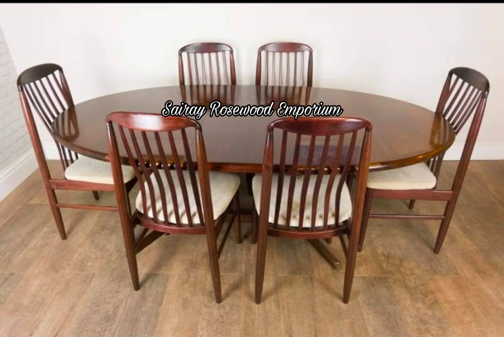 Rosewood Dinning table
6 Chairs with Antique look...