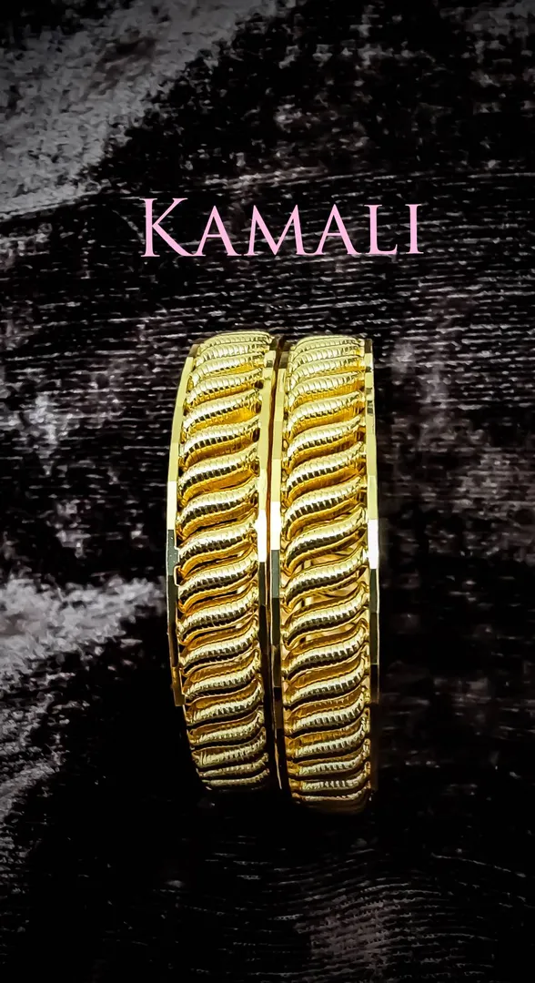 Gold Plated Bangles
Artificial Gold Plated Impon ...
