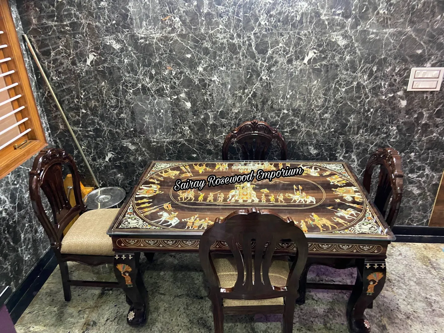 Rosewood Dinning table
4 Seater Dining table with...