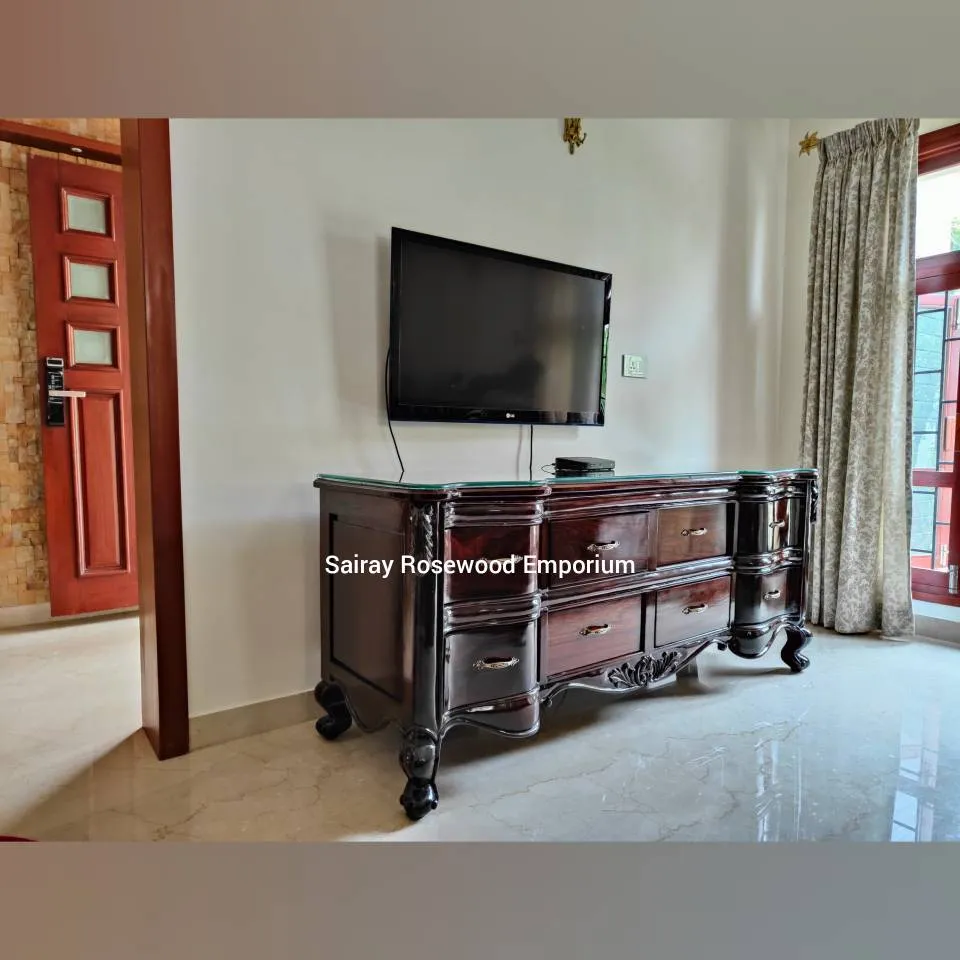 Rosewood Tv Cabinet
Antique Style Rosewood Furnit...