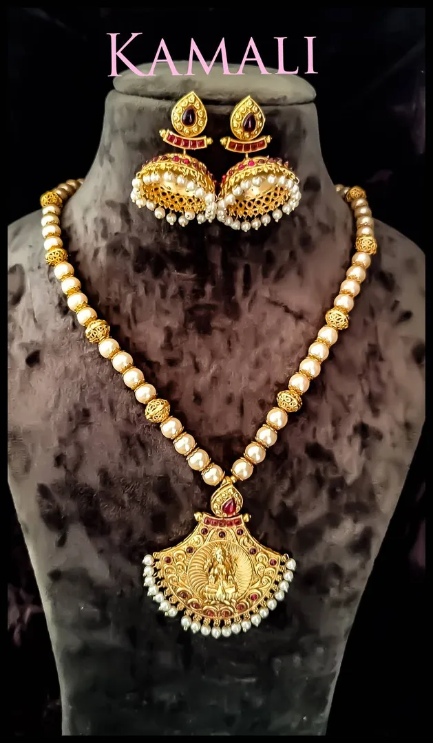Pearl Chain
Oxidised Gold Plated Antique Pearl Ch...
