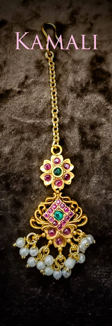 Antique Tikka
Oxidised Gold Plated Nethichutti
M...