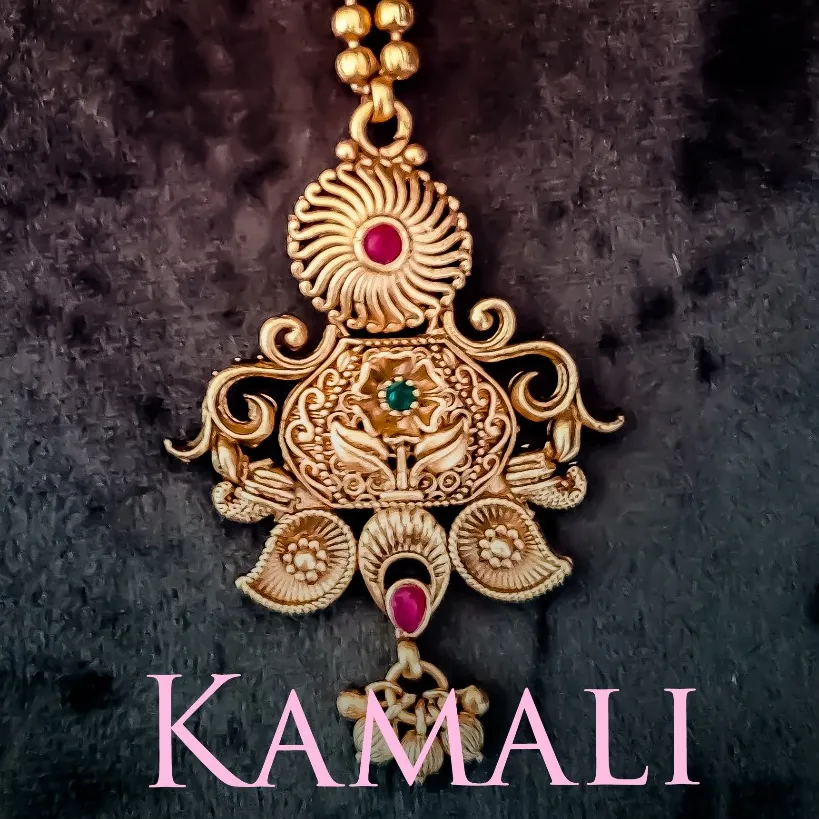 Teeka
Nethi Chuti
Gold Plated Artificial Jewelle...