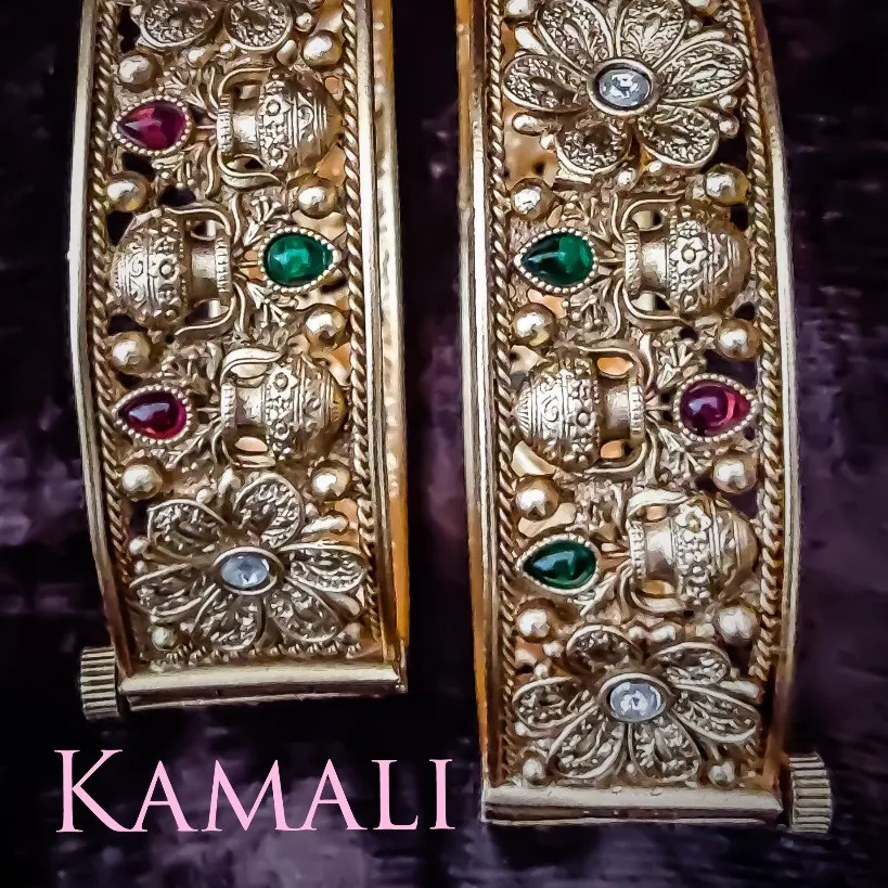 Antique Bangles with Kundan Stone s
Kamali - Radi...