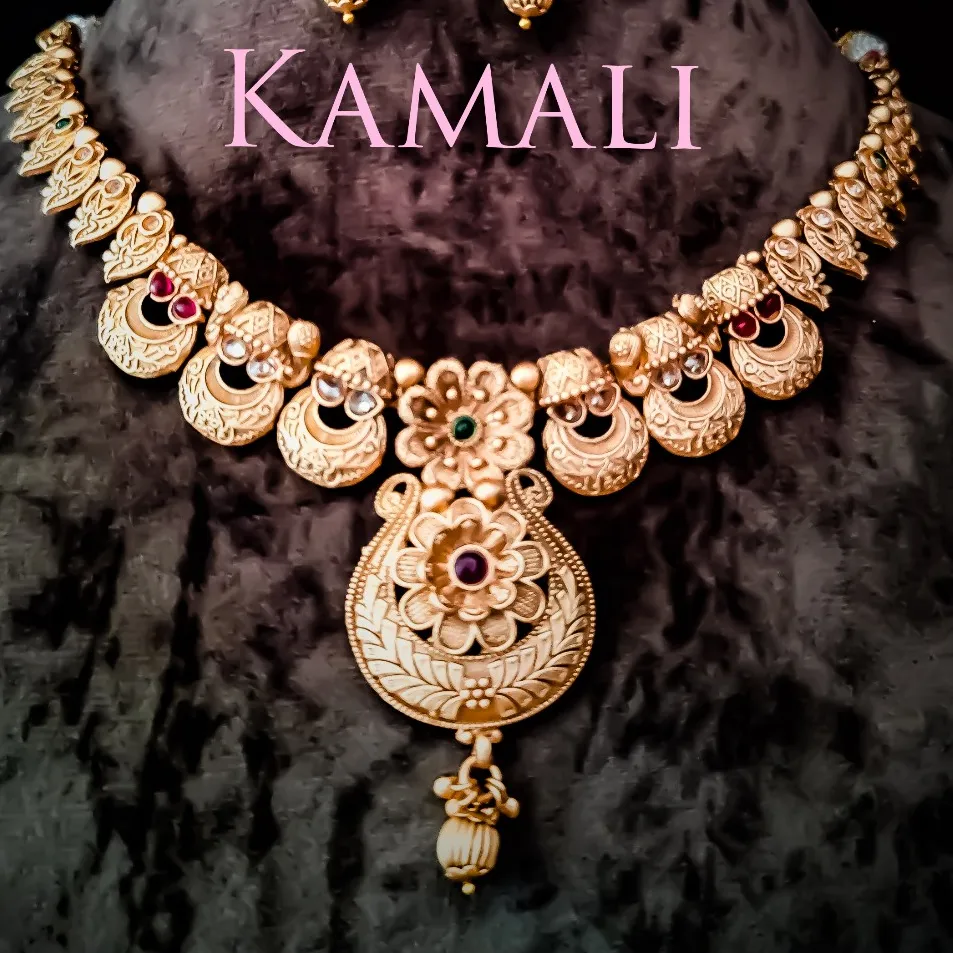 Matt Finish Necklace Set
Semi Antique Jewellery
...