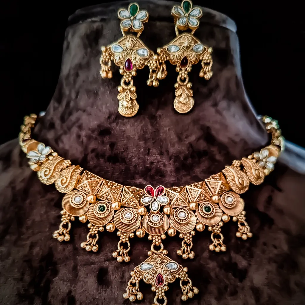 Antique Necklace Set
Semi Antique Jewellery
Kama...