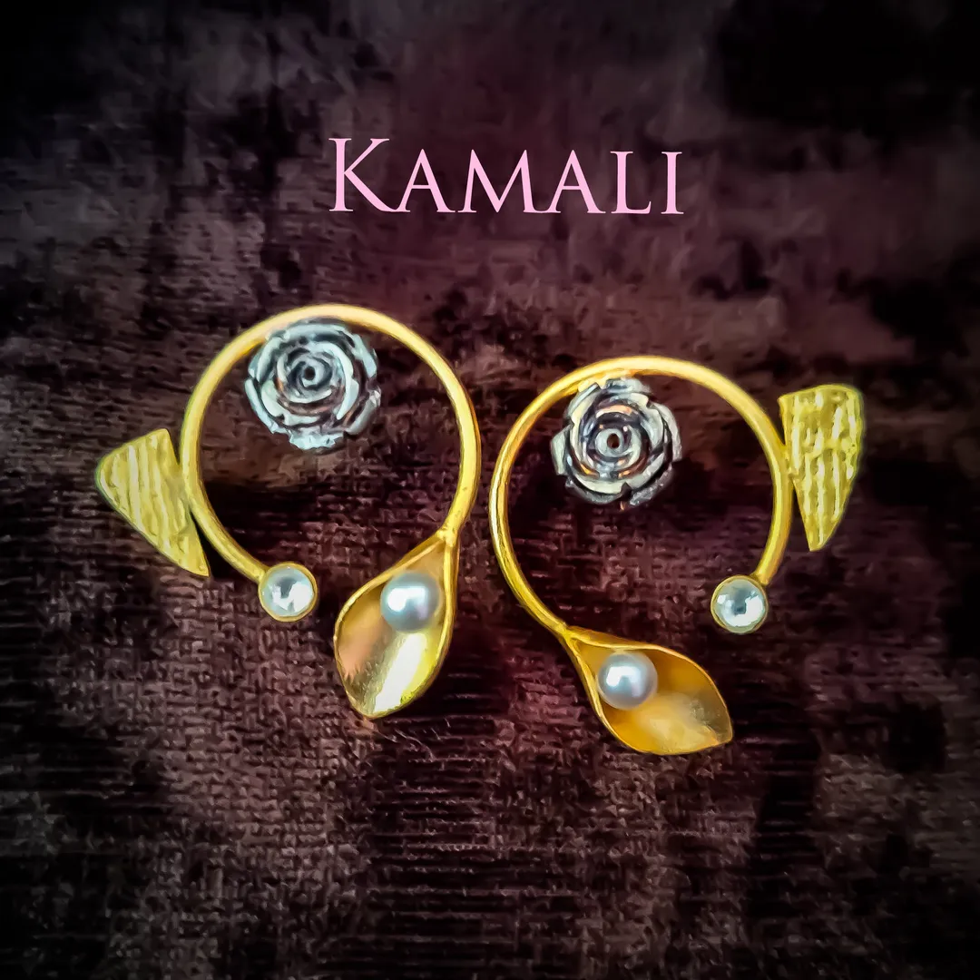 Kundan Ear Rings
Kamali - Radiance Collections
E...