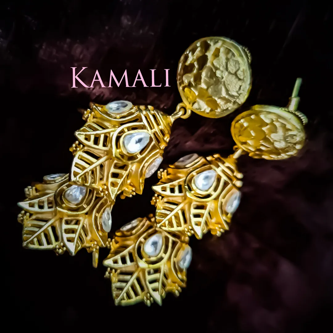 Kundan Jumkkas
Exclusive Designer Jewellery
Peac...