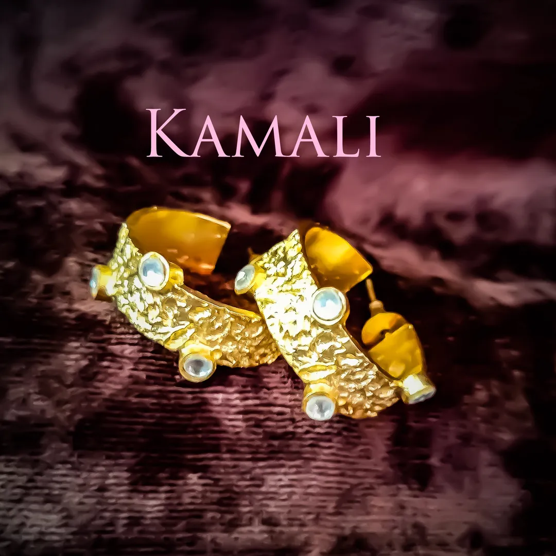 Kundan Ear Rings
Kamali - Radiance Collections
E...
