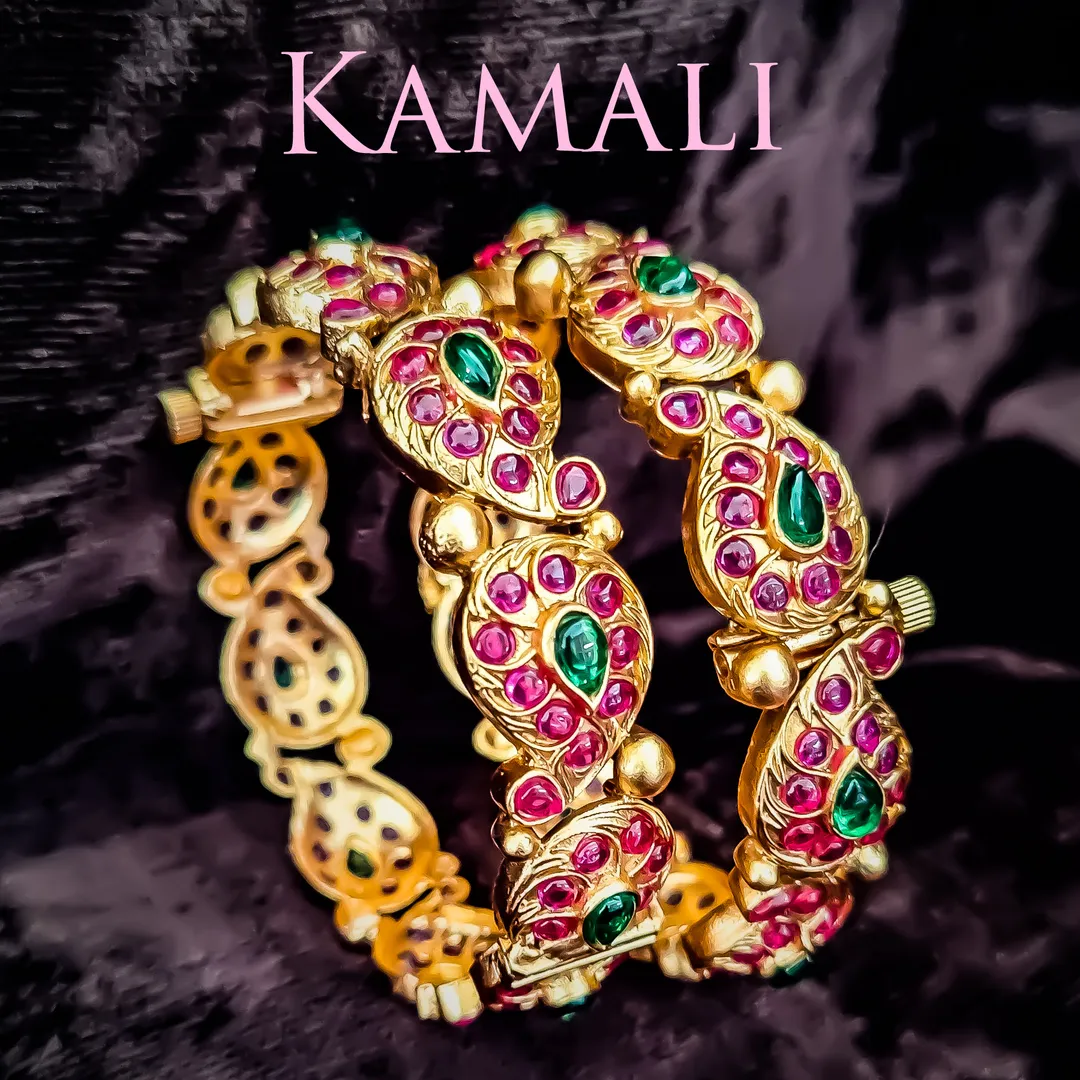 Antique Kempu Bangles
Screw type
Size 2.6 "
Art...