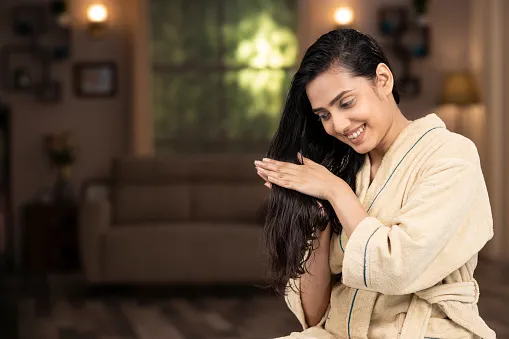 Hair Oiling Benefits, Choosing Oil, and How to Do ...