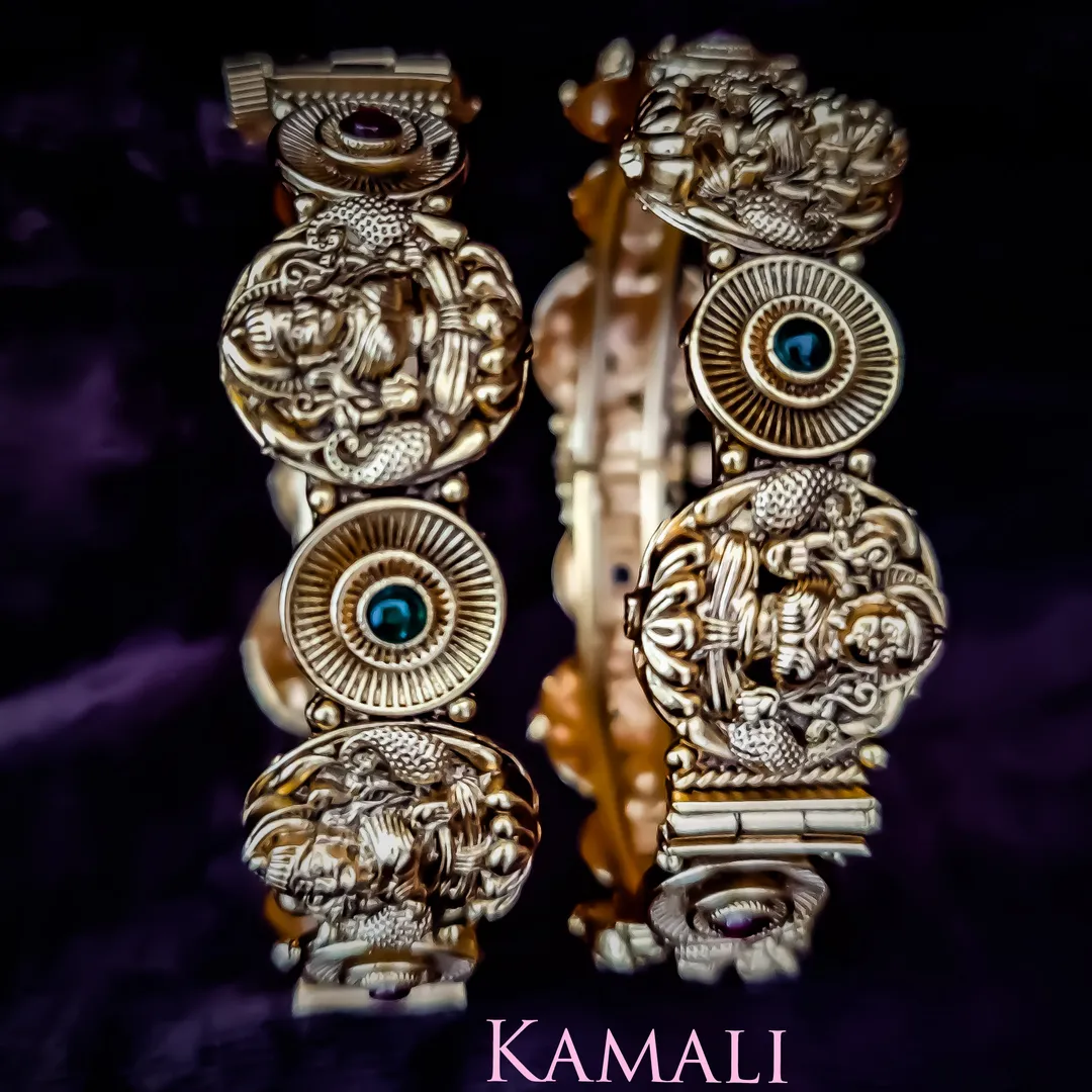 Antique Lakshmi Bangles
Screw type Bangles
Artif...