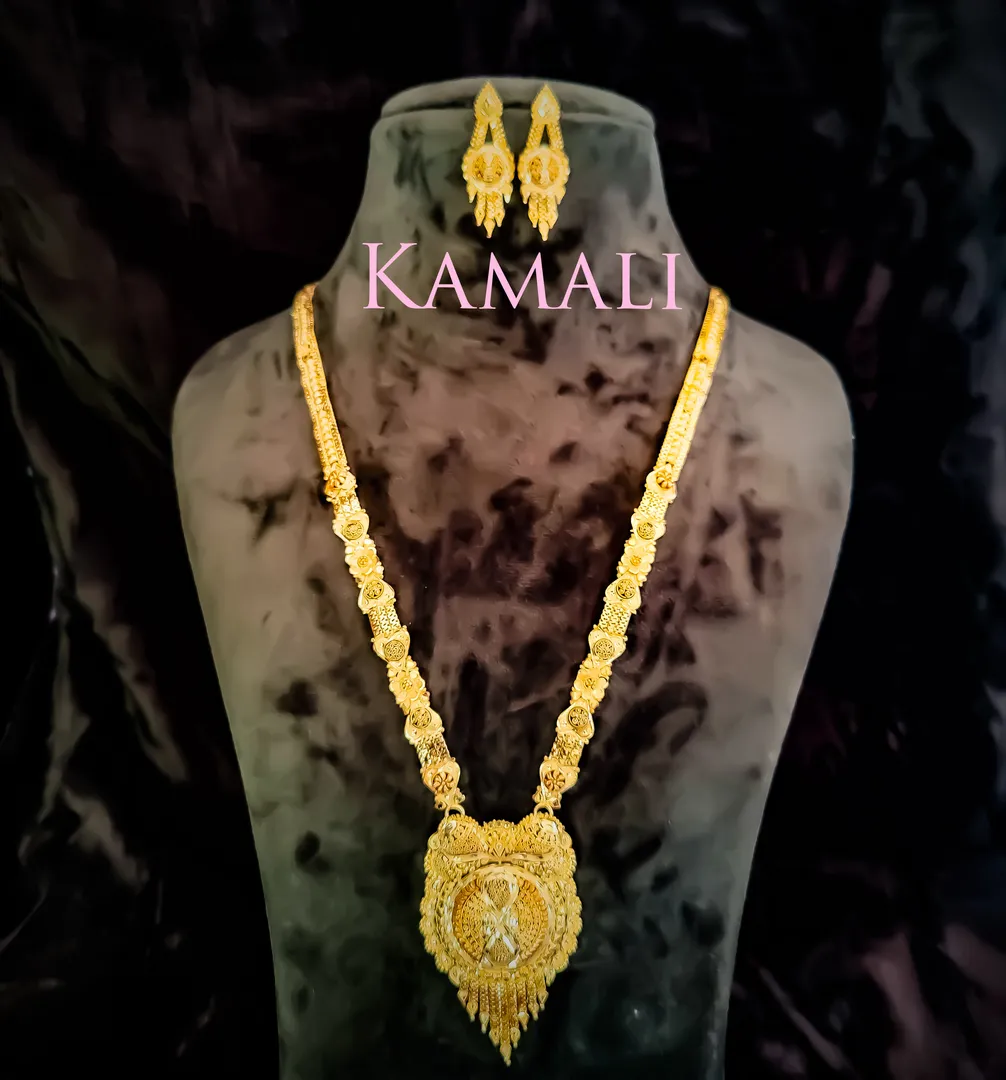 Gold Mix Haram
Kamali Queen Imperial Collections
...