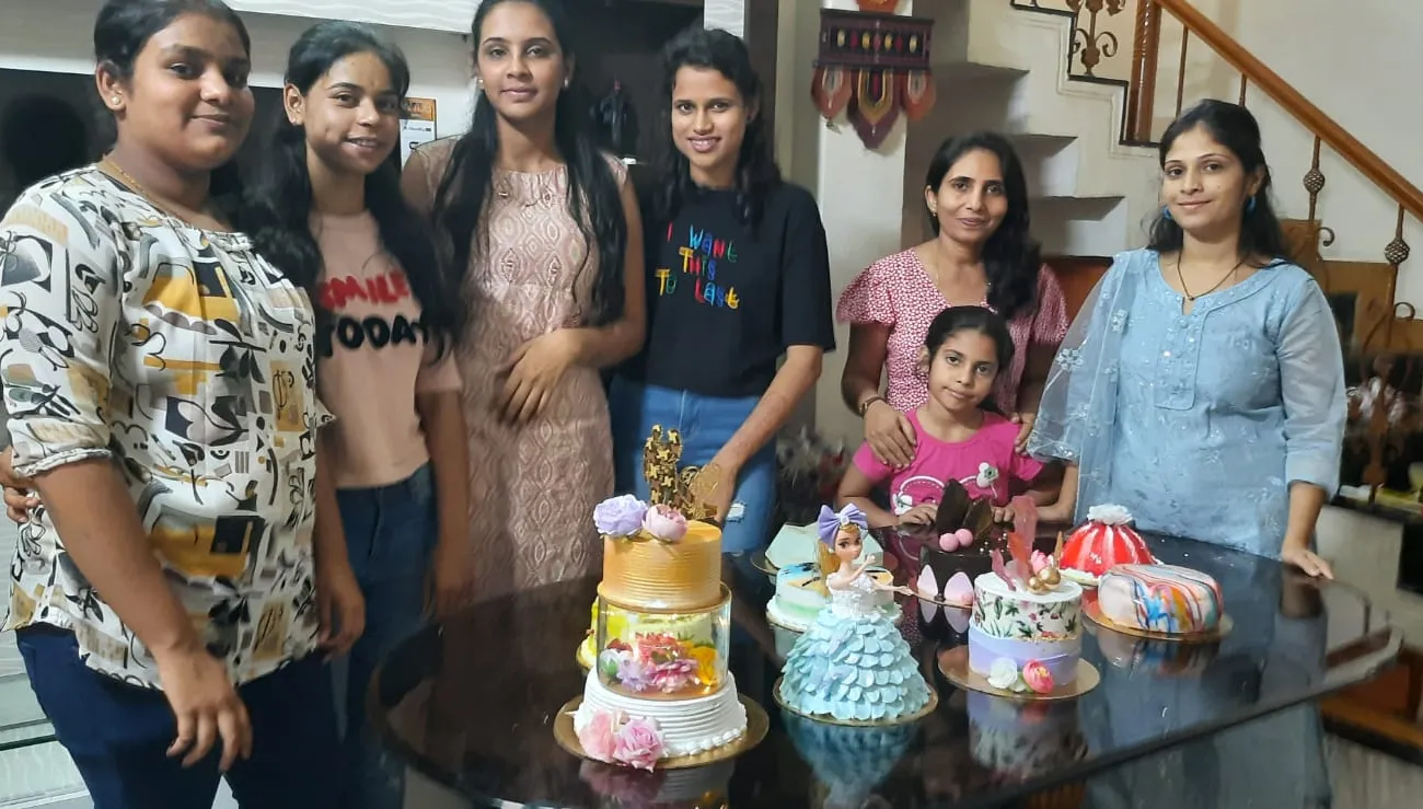basic to advanced cake workshop 125th batch held s...