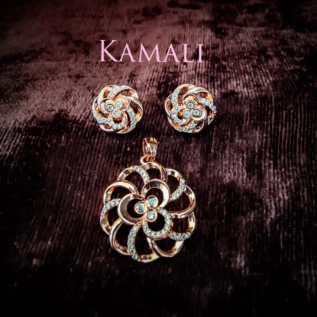 Rose Gold Pendant Set
Artificial Gold Plated Jewe...