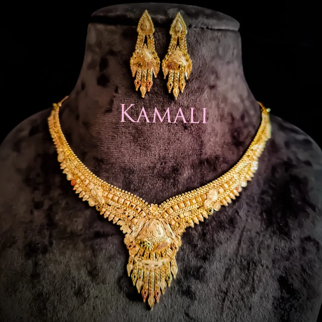 Gold Mix Impon Necklace
Kamali Queen Imperial Col...