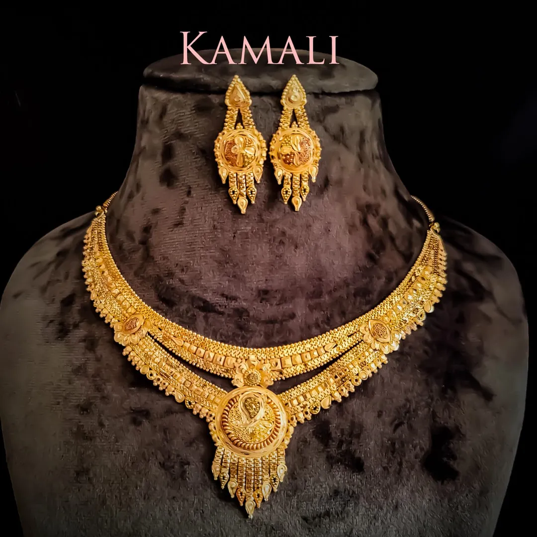 Bombay Necklace set for Women
Gold Mix Impon Neck...