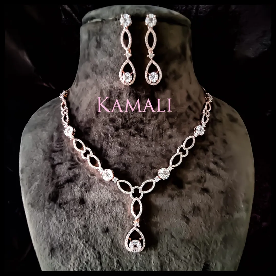 White Stone Necklace Set
Lazuli Collections
Thin...