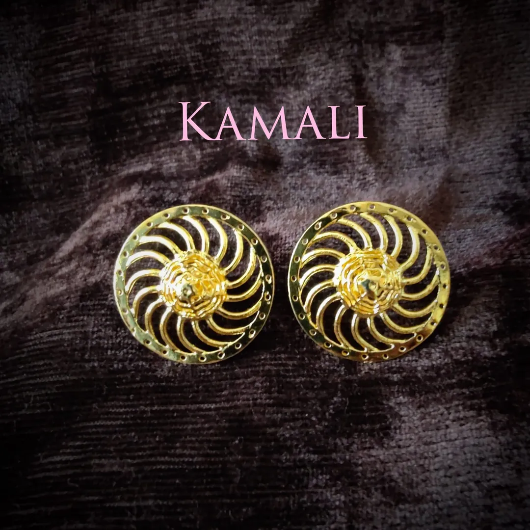 Designer Studs
Exclusive Kundan and Pearl Studs
...