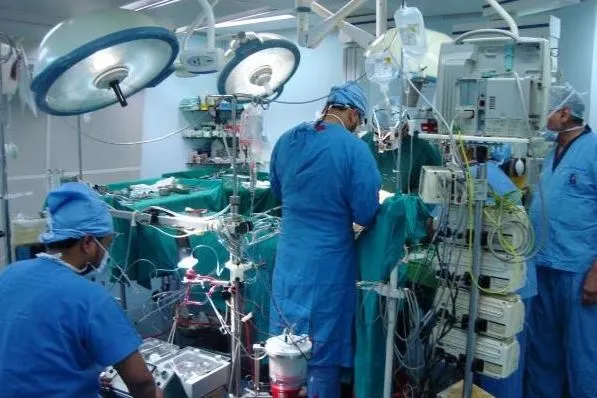 Vascular and Thoracic Surgery Mastery at Dr K G De...
