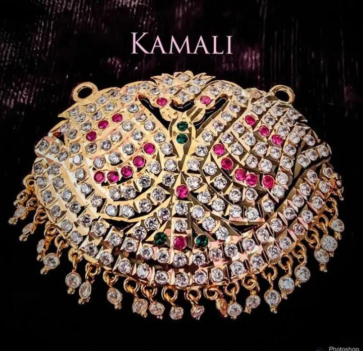 Impon Kal Dollar
Impon CZ Stone Pendant
Artifici...