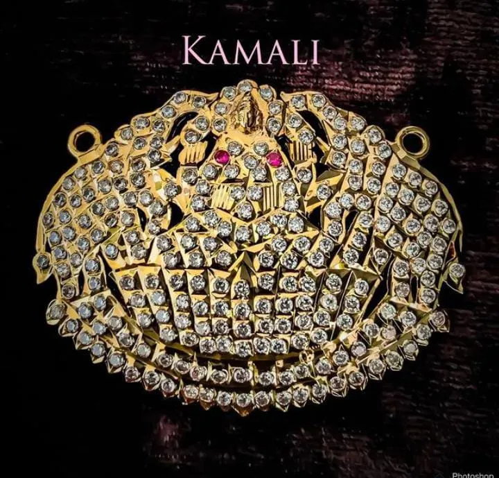 Impon Kal Dollar
Impon CZ Stone Pendant
Artifici...