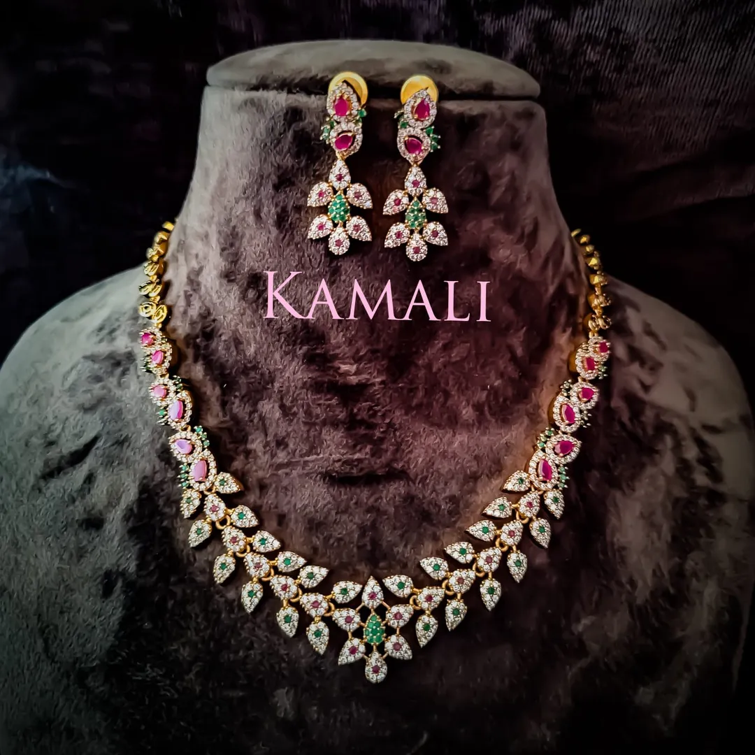 Leaf pattern
Ruby and Emerald Stones Necklace wit...