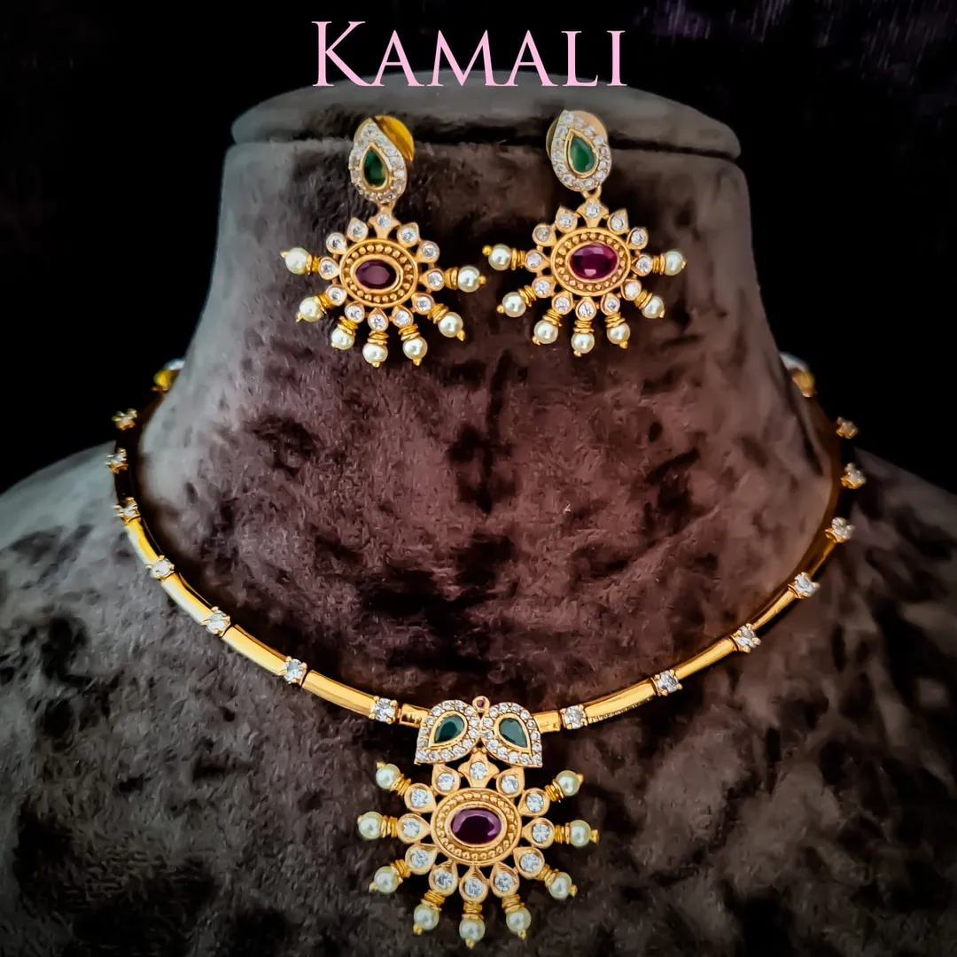 New Radiance and Lazuli Collections
Simple Neckla...