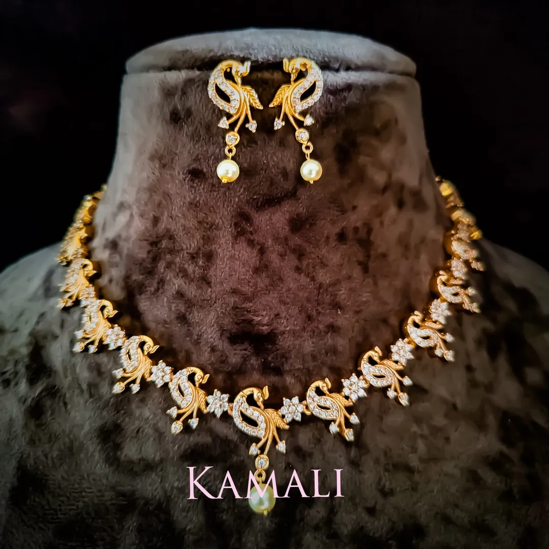 New Radiance and Lazuli Collections
Simple Neckla...
