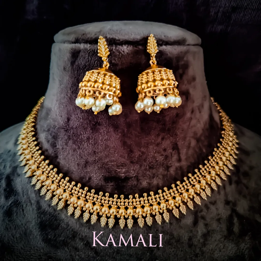 New Radiance and Lazuli Collections
Simple Neckla...