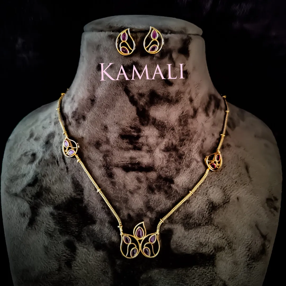 Simple Necklace designs
Kamali Queen Lazuli Colle...