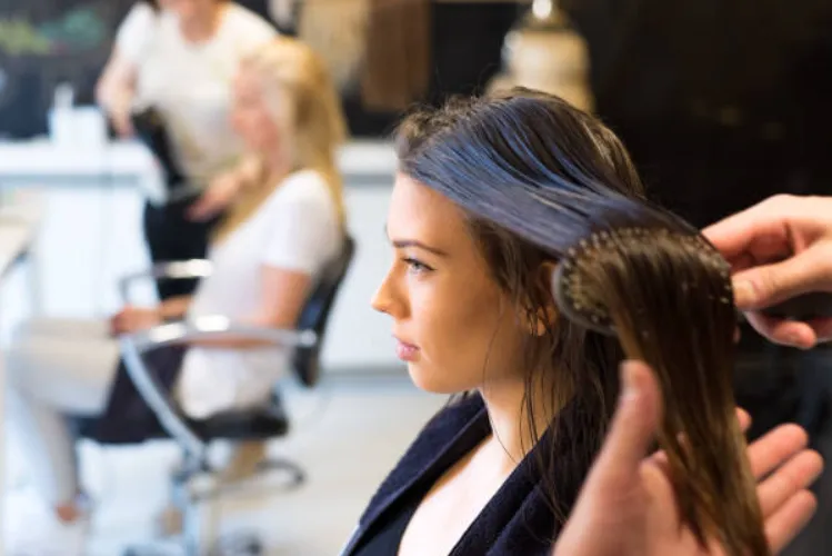 Elevate Your Beauty: Aline's Mumbai - The Best Sal...
