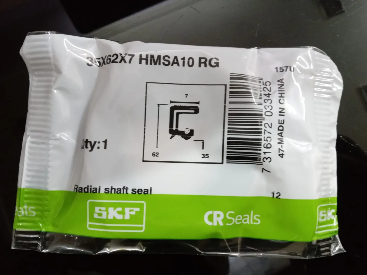 SKF OIL SEALS OF ALL SIZES ARE AVAILABLE HERE,
3...