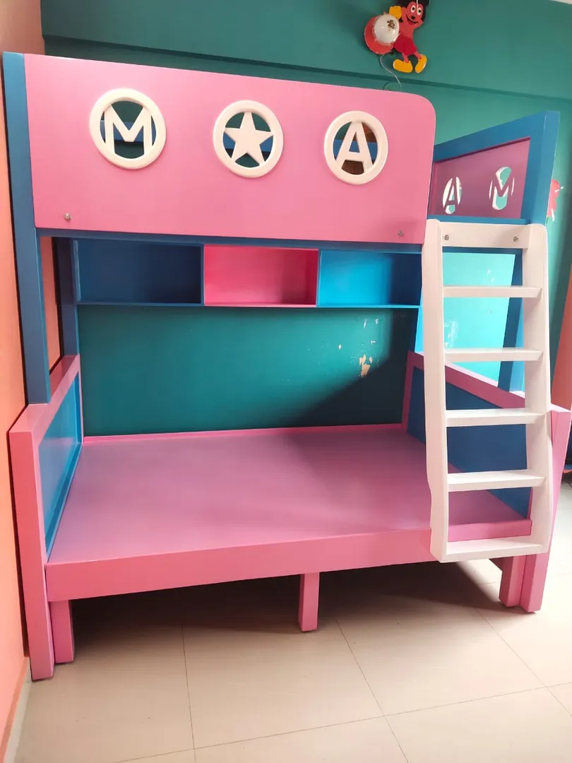 WOODEN BUNK BED. BUNK BED BOTTOM COT SIZE IS 4'x6'...