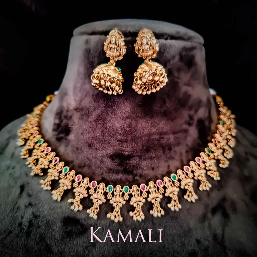 Kamali Queen Antique Collections
Necklace set for...