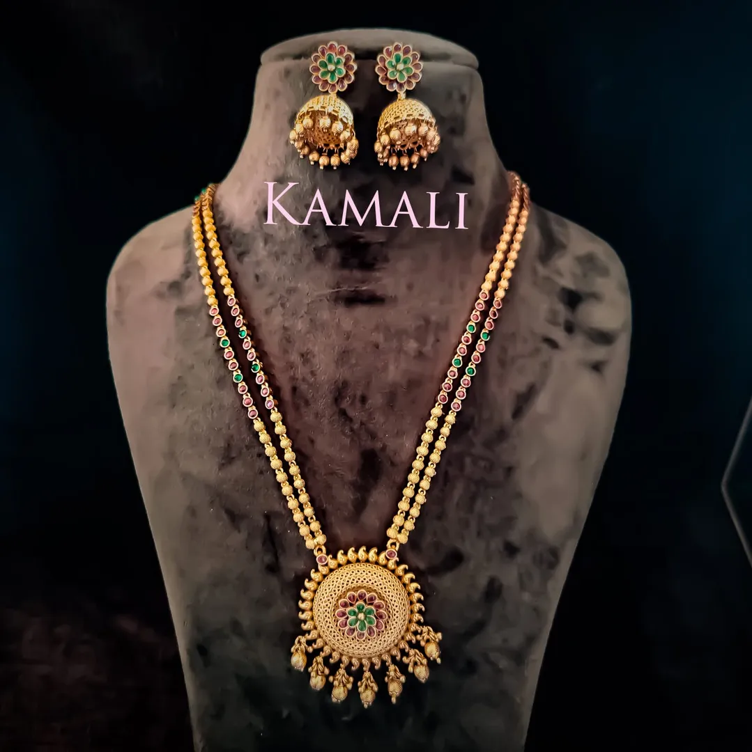 New Antique Jewellery Collections
Kamali Queen An...