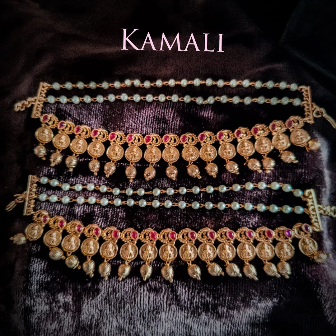 Antique Ear Chains
Artificial Gold
Kamali Queen ...