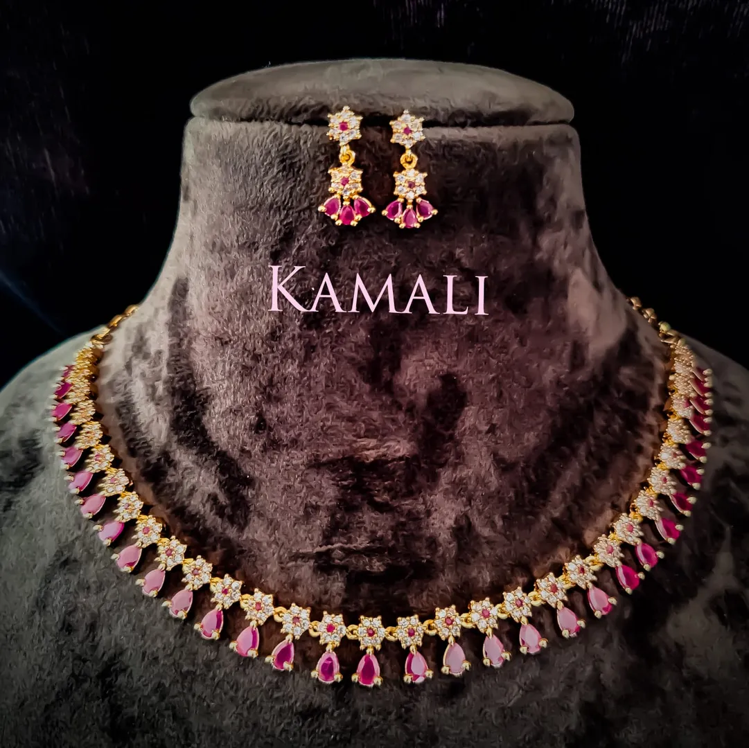 Simple Necklace designs
Kamali Queen Lazuli Colle...