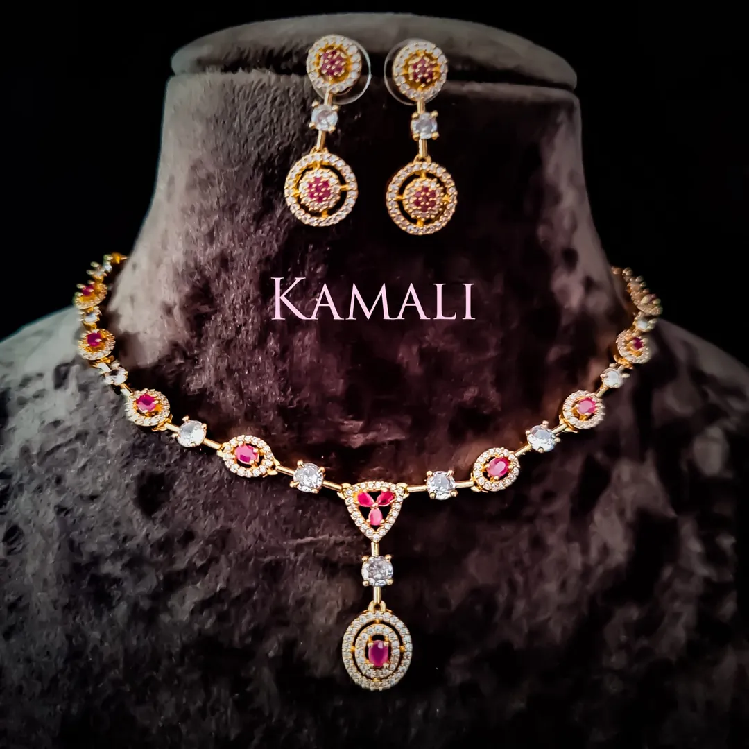 Kamali Queen Lazuli Collections
Artificial Gold P...