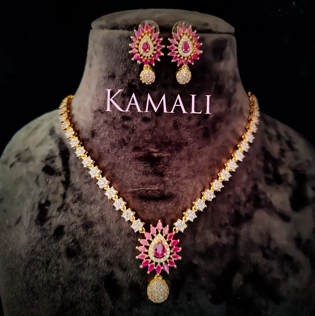 Dollar Chain Collections
Kamali Queen Lazuli Coll...