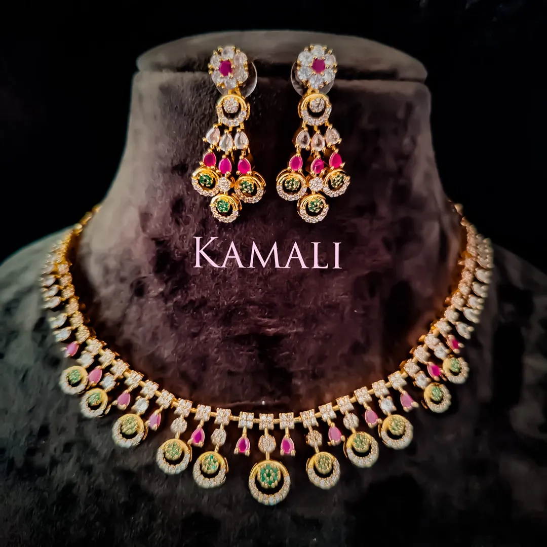 Red and Green Necklace set for Women
Kamali Queen...