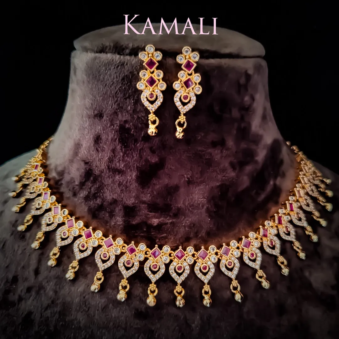 Red and Green Necklace set for Women
Kamali Queen...