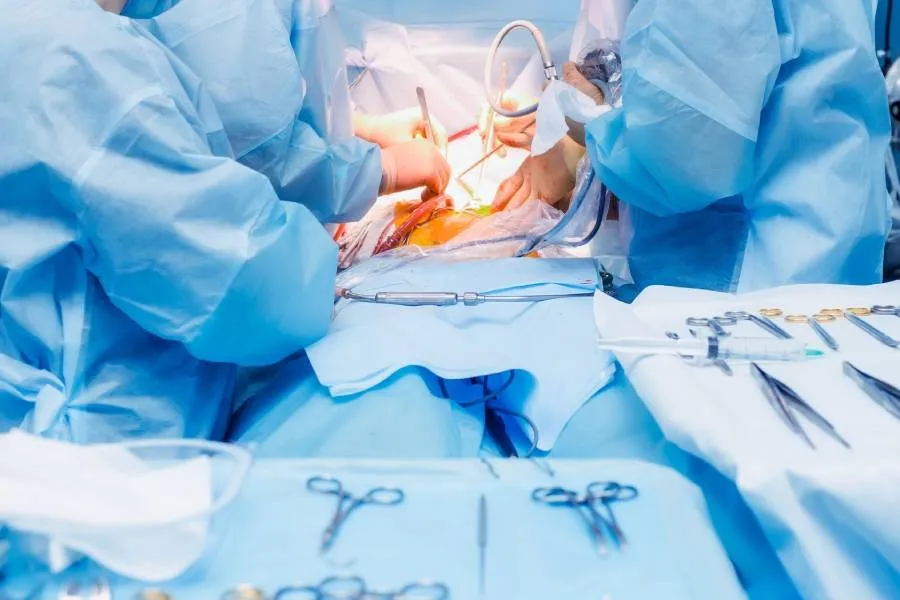 MINIMALLY INVASIVE(LAPAROSCOPIC) SURGERY Minimal a...