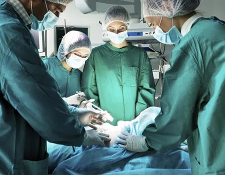 ROBOT ADSISTED SURGERY FOR STOMACHS AND DUODENUM B...