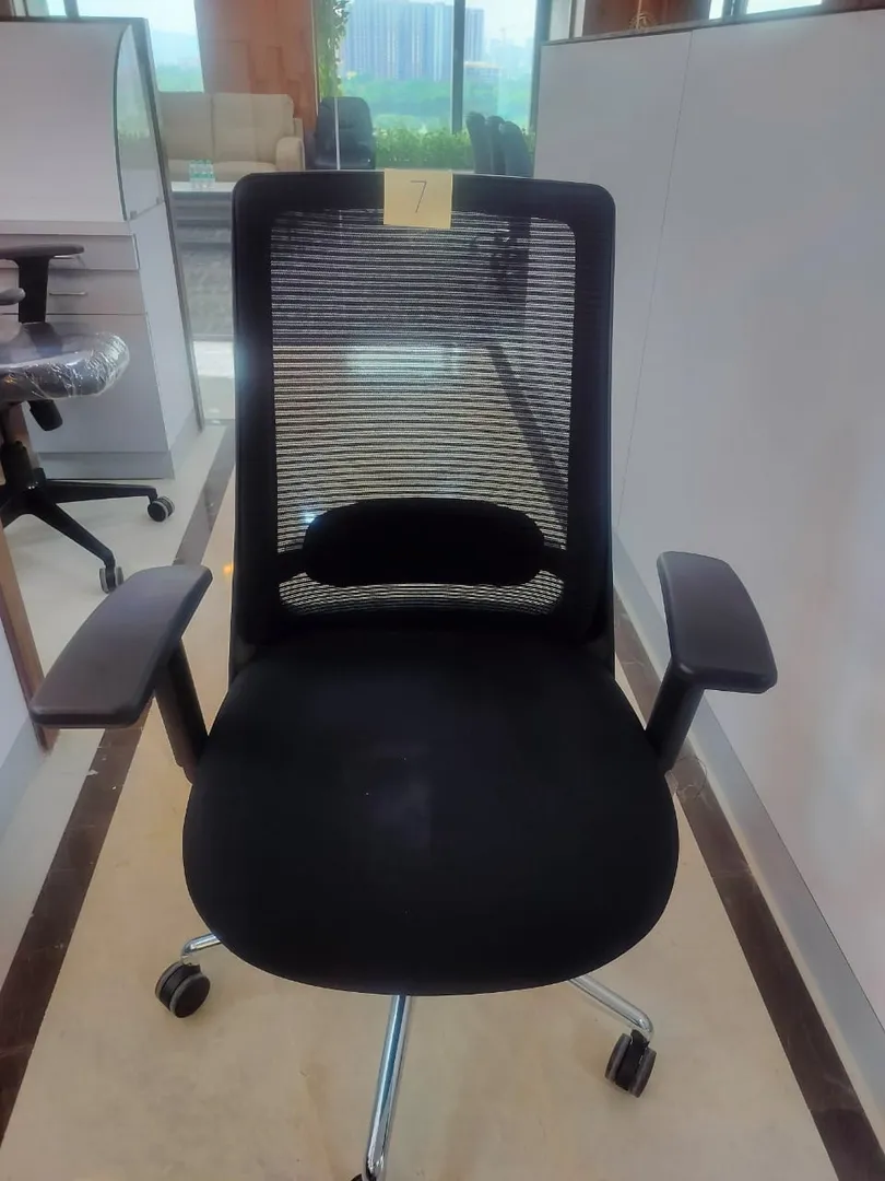 M.B CHAIR PVC BACK WITH NYLON MESH SINCRONICE
MEC...
