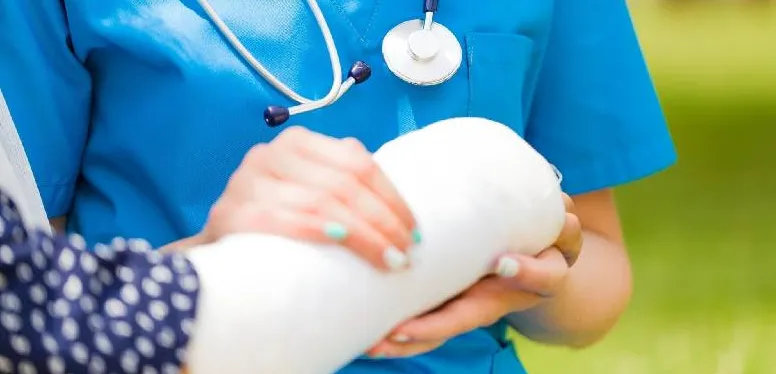 Fracture and Accident Care in Pimpri-Chinchwad Exp...