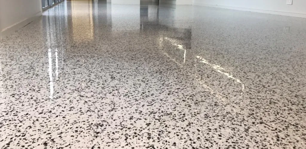 Epoxy FLOORING USES:Epoxy flooring is popular in v...