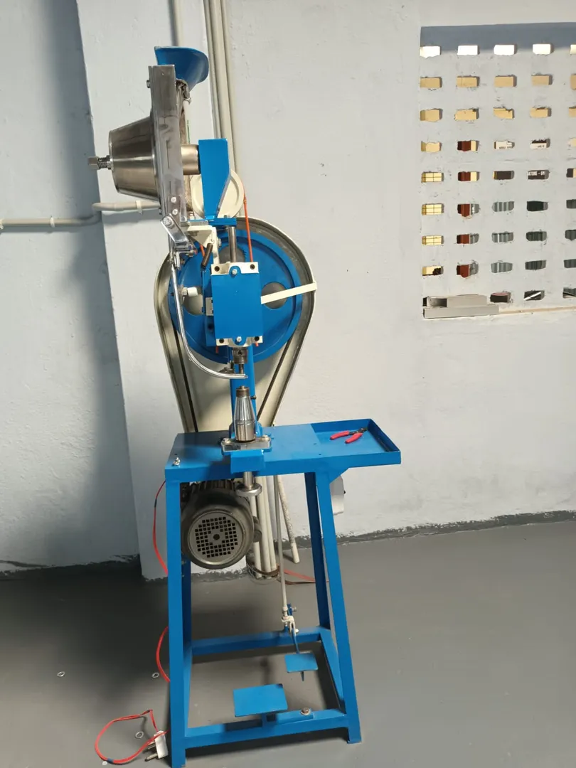JJ Mark Auto Feed Eyelet Punching Machine is in Co...