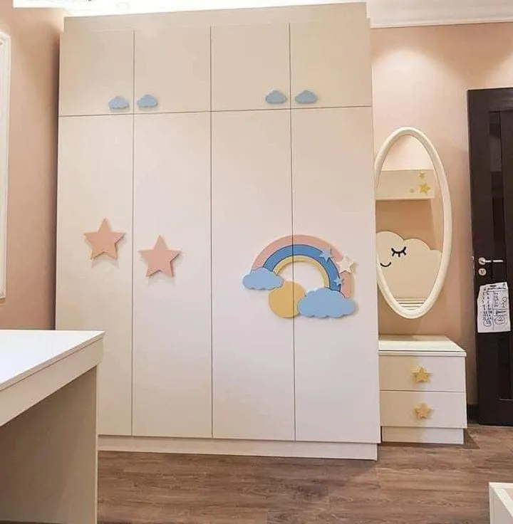 Beautiful Kids Wardrobe at kirtinagar new delhi.
...