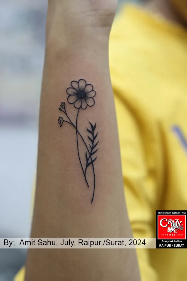 SIMPLE ELEGANCE : NATURE-INSPIRED FLORAL TATTOO
...